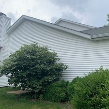 Professional-House-Washing-and-Concrete-Cleaning-in-Batesville-Indiana 13